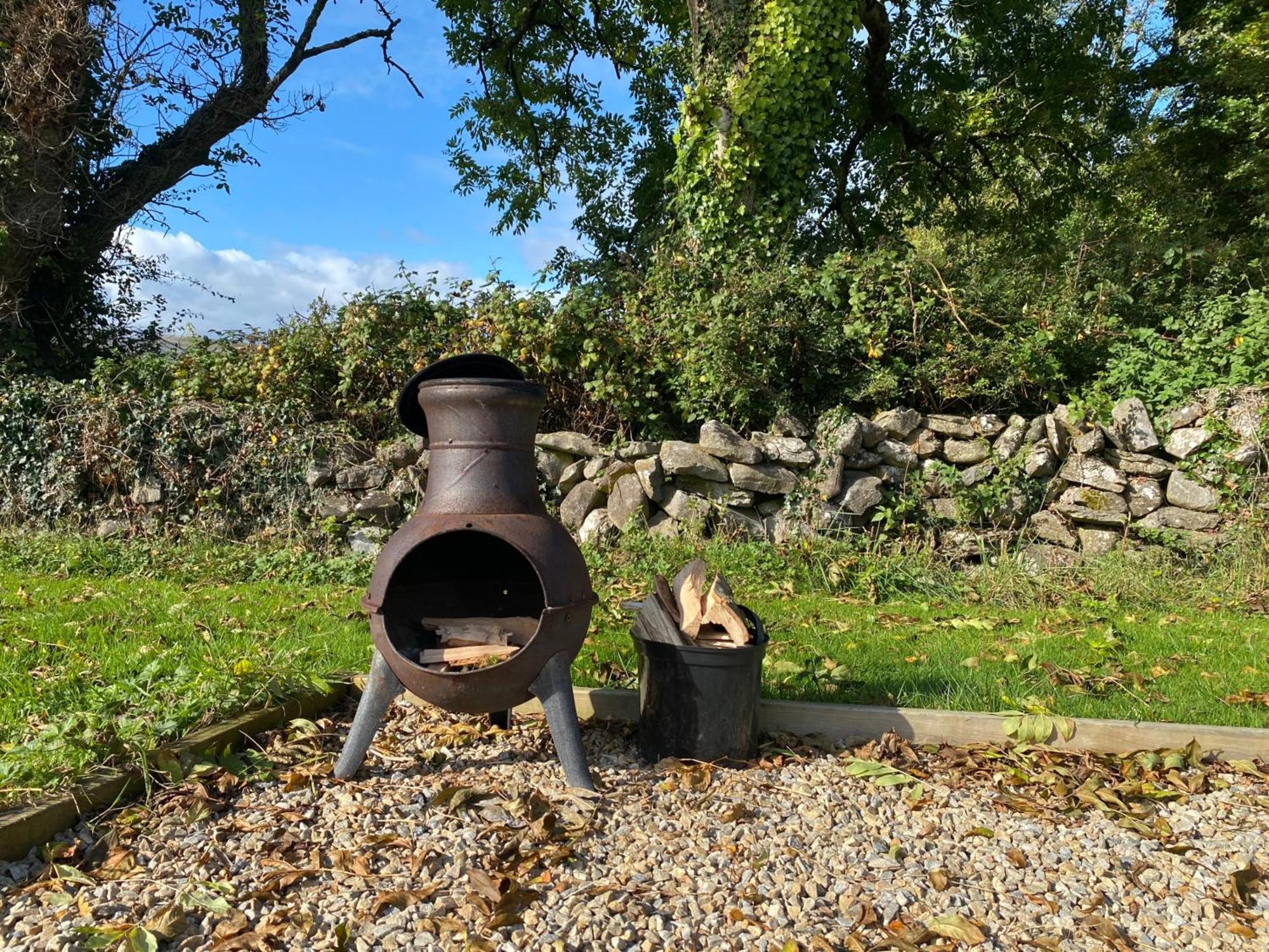 Luxury Glamping Dome With Views Of The Burren Villa Boston Ngoại thất bức ảnh